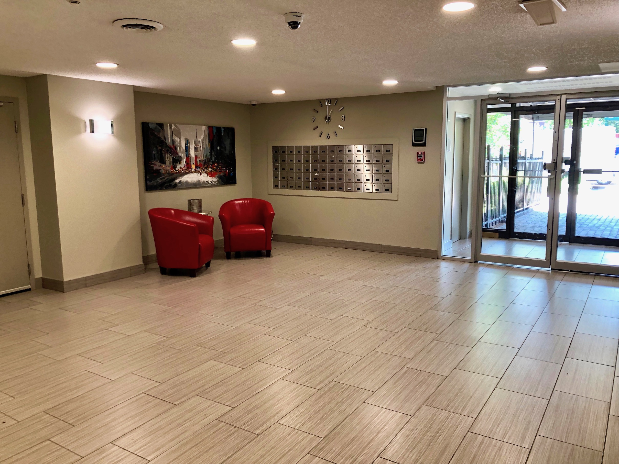 Lobby - mailboxes